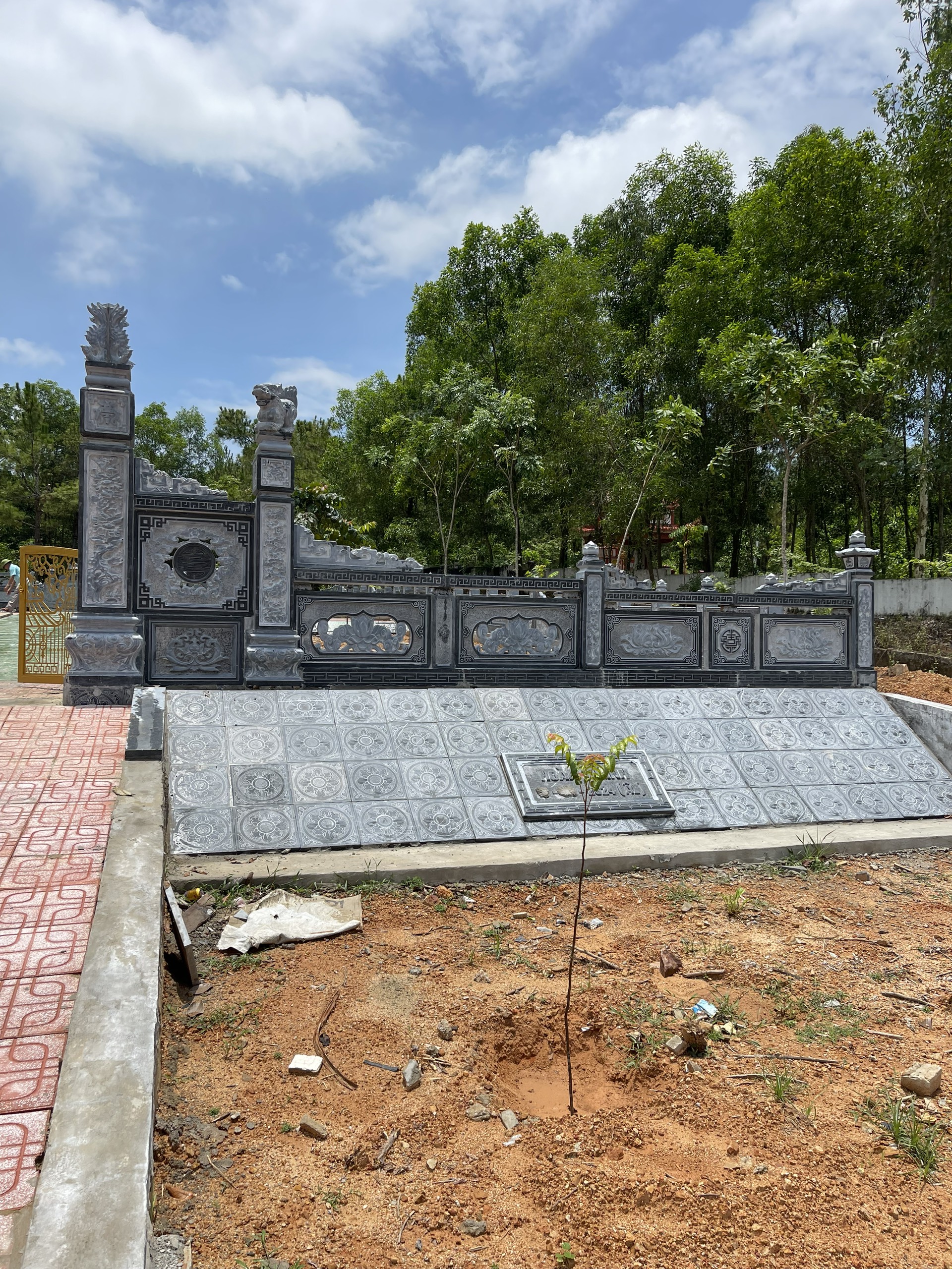 Khu lăng Mộ đá tại Nghệ An